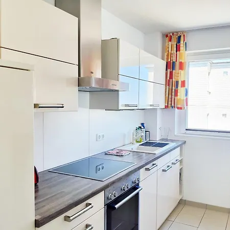 Kaiserallee, 117 Apartment